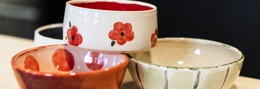 Décoration sur poterie